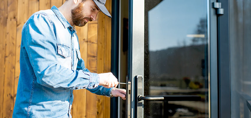 Frameless Glass Storefront Door Locks Replacement in Bell, CA