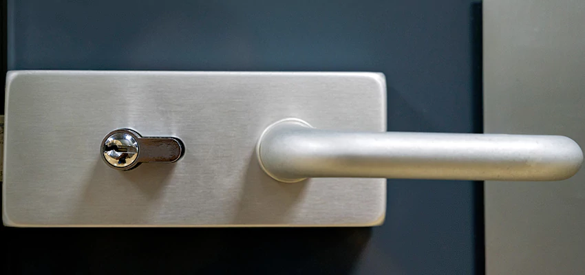 Change Patio Door Locks in Bell, California